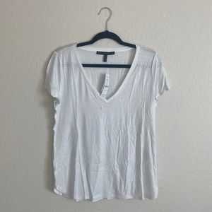 NEW | WHBM | vneck tee